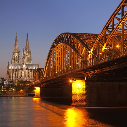 Hohenzollernbrücke (Hohenzollern Bridge)