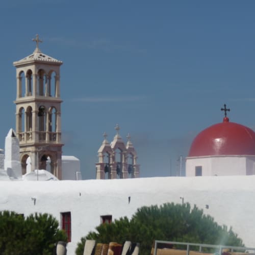 Ano Mera & Kloster Panagia Tourliani / Monastery